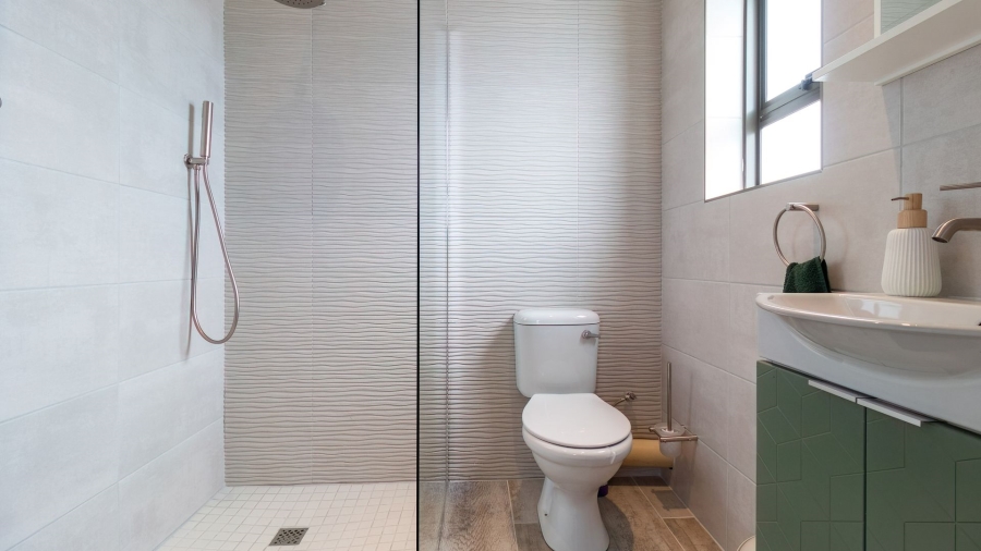 6 Bedroom Property for Sale in Tre Donne Estate Western Cape